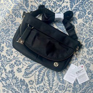 Lululemon All Night Festival Bag *Micro